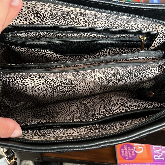 Designer inspired quilted tote with lots of storage! - Picture 3 of 7